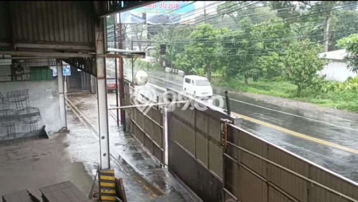 Gudang Dijual Lokasi Stratagis di Argomulyo Salatiga Cocok untuk Investasi Gudang Dijual Lokasi Stratagis di Argomulyo Salatiga Cocok untuk Investasi
