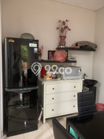 Rumah Modern 3 KT di BSD Tangerang Semi Furnished Rumah Modern 3 KT di BSD Tangerang Semi Furnished