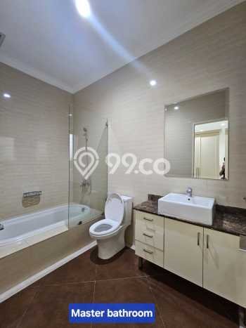 Ready to Use! Premium House LT 250m2 Desain Modern di Gading Serpong Ready to Use! Premium House LT 250m2 Desain Modern di Gading Serpong