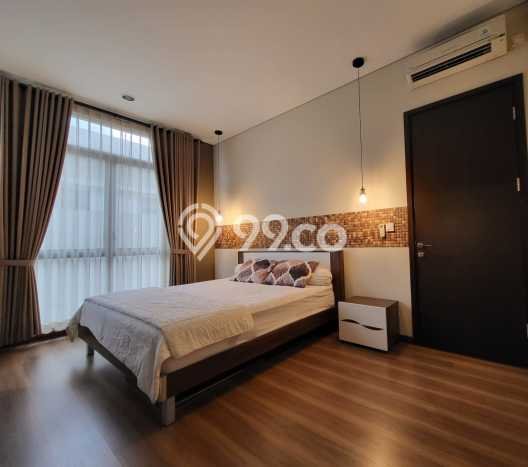 Ready to Use! Luxury House LT 220m2 Desain Modern di BSD Ready to Use! Luxury House LT 220m2 Desain Modern di BSD