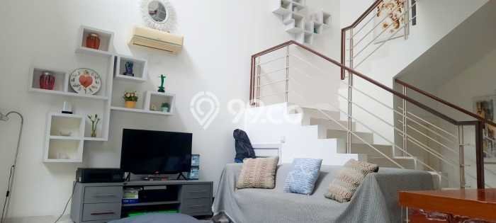 Rumah Mewah LB 198m2 Siap Pakai Desain Elegan di BSD The Green, Tangerang Rumah Mewah LB 198m2 Siap Pakai Desain Elegan di BSD The Green, Tangerang