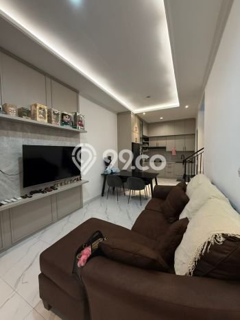 Jual Rumah Bagus Siap Huni LB 102m2 di Serpong, Tangerang Selatan Jual Rumah Bagus Siap Huni LB 102m2 di Serpong, Tangerang Selatan
