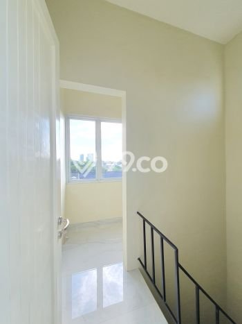 Rumah Luxury Modern Siap Huni di BSD Tangerang Rumah Luxury Modern Siap Huni di BSD Tangerang