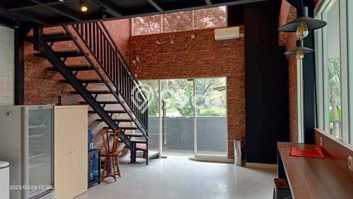 Lokasi Strategis! Dijual Kantor Bisnis di Cisauk, Tangerang Kondisi Baik Lokasi Strategis! Dijual Kantor Bisnis di Cisauk, Tangerang Kondisi Baik