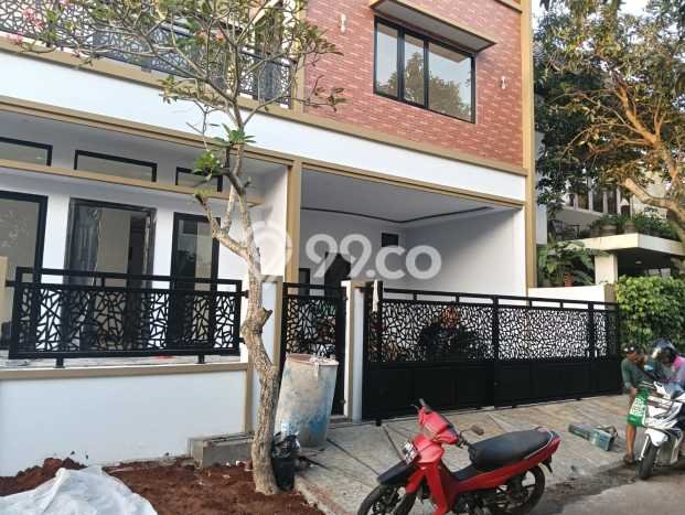 Rumah Elit Modern Siap Huni di BSD Tangerang Rumah Elit Modern Siap Huni di BSD Tangerang