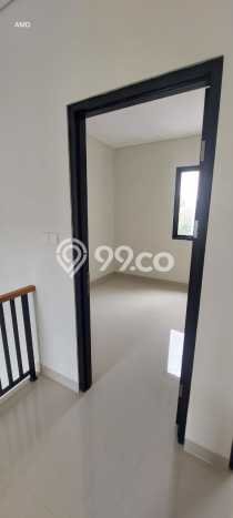 Rumah Elit Modern Tanpa Renovasi di Modernland Tangerang Rumah Elit Modern Tanpa Renovasi di Modernland Tangerang