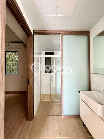 Sewa Apartemen Minimalis 120m2 Punya 3 KT, 2 KM, Lokasi di BSD Sewa Apartemen Minimalis 120m2 Punya 3 KT, 2 KM, Lokasi di BSD