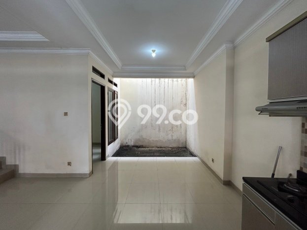 For Sale Rumah 4 Kamar Lokasi Strategis Bagus dan Strategis di Tebet For Sale Rumah 4 Kamar Lokasi Strategis Bagus dan Strategis di Tebet