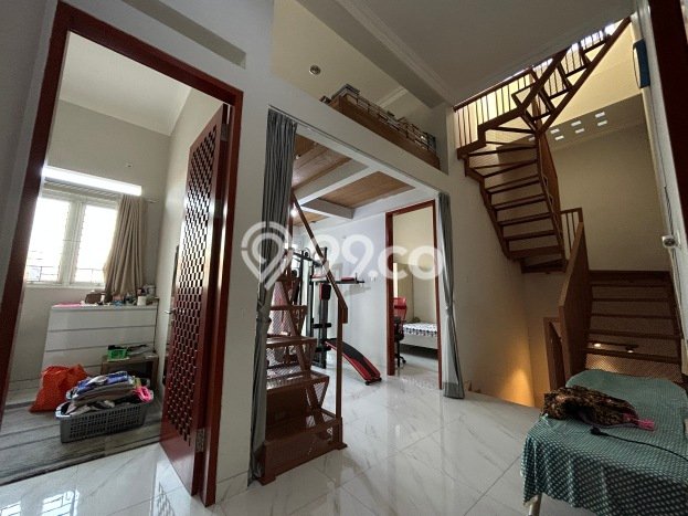 Dijual Hunian Mewah dengan Fasilitas Sekitar Komplit di Tebet, Jakarta Selatan Dijual Hunian Mewah dengan Fasilitas Sekitar Komplit di Tebet, Jakarta Selatan