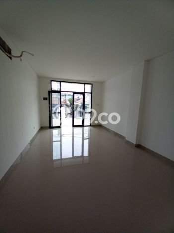Dijual! Ruko di Setiabudi Jakarta Selatan LT 40m2 / LB 150m2 Kawasan Strategis Dijual! Ruko di Setiabudi Jakarta Selatan LT 40m2 / LB 150m2 Kawasan Strategis