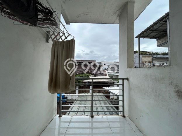 Rumah Modern 3 KT di Pejaten Jakarta Selatan Unfurnished Rumah Modern 3 KT di Pejaten Jakarta Selatan Unfurnished