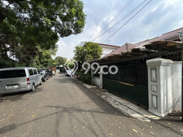 Rumah Mewah Dijual LT 224m2 di Tebet, Jakarta Selatan Rumah Mewah Dijual LT 224m2 di Tebet, Jakarta Selatan
