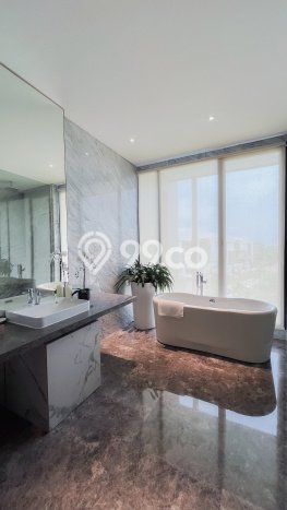 Hunian Mewah LB 760m2 Siap Huni Desain Elegan di Gading Serpong, Tangerang Hunian Mewah LB 760m2 Siap Huni Desain Elegan di Gading Serpong, Tangerang