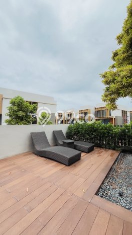 Hunian Mewah LB 760m2 Siap Huni Desain Elegan di Gading Serpong, Tangerang Hunian Mewah LB 760m2 Siap Huni Desain Elegan di Gading Serpong, Tangerang