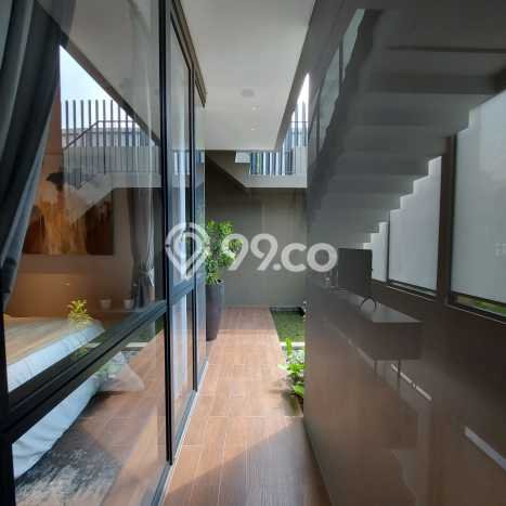 Hunian Mewah LB 398m2 Siap Pakai Desain Elegan di BSD City, Tangerang Hunian Mewah LB 398m2 Siap Pakai Desain Elegan di BSD City, Tangerang