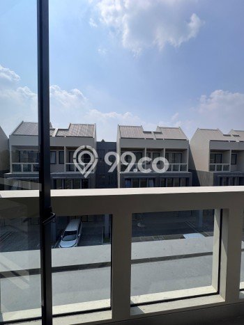 Ruko Dijual di Tangerang LT 90m2 & LB 270m2 Lokasi Terbaik! Ruko Dijual di Tangerang LT 90m2 & LB 270m2 Lokasi Terbaik!