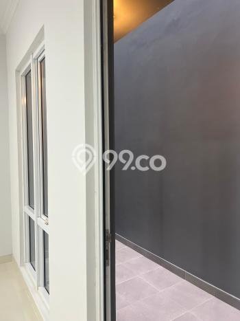 Dijual Rumah Luas Elegan Dengan View Cantik di Gading Serpong, Tangerang Dijual Rumah Luas Elegan Dengan View Cantik di Gading Serpong, Tangerang