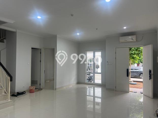 Dijual Rumah Luas Elegan Dengan View Cantik di Gading Serpong, Tangerang Dijual Rumah Luas Elegan Dengan View Cantik di Gading Serpong, Tangerang
