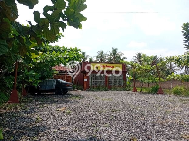 Komersial Bagus Dijual LB 400m2 Lokasi Strategis Magelang Area Cocok untuk Bisnis Komersial Bagus Dijual LB 400m2 Lokasi Strategis Magelang Area Cocok untuk Bisnis