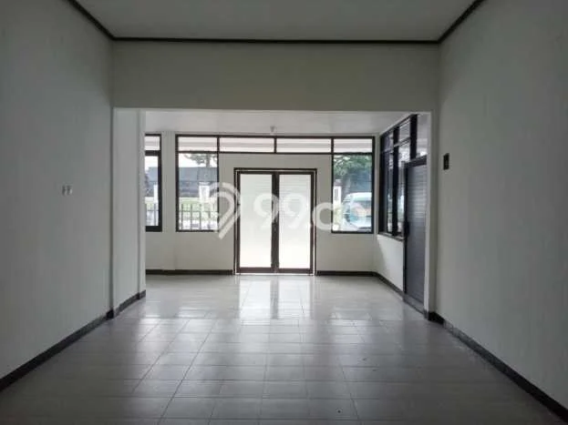 Komersial bagus disewakan di Mertoyudan Magelang dengan LB 100m2 harga sewa terbaik Komersial bagus disewakan di Mertoyudan Magelang dengan LB 100m2 harga sewa terbaik