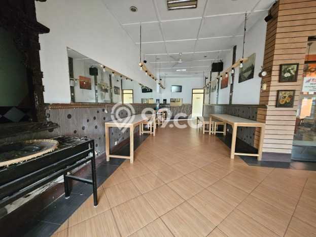 Dijual Rumah 5 Kamar Lokasi Ideal Bagus dan Strategis di Magelang Tengah Dijual Rumah 5 Kamar Lokasi Ideal Bagus dan Strategis di Magelang Tengah