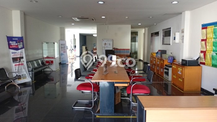 Komersial Dijual di Magelang Utara Magelang dengan Luas Bangunan 2139m2 Komersial Dijual di Magelang Utara Magelang dengan Luas Bangunan 2139m2