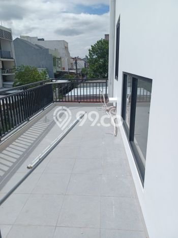 Kost Dijual Lokasi Kelapa Gading, Jakarta Utara, 15 KT, 15 KM, 200m2 Kost Dijual Lokasi Kelapa Gading, Jakarta Utara, 15 KT, 15 KM, 200m2