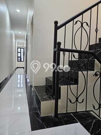Kost Dijual Lokasi Kelapa Gading, Jakarta Utara, 9 KT, 9 KM, 154m2 Kost Dijual Lokasi Kelapa Gading, Jakarta Utara, 9 KT, 9 KM, 154m2