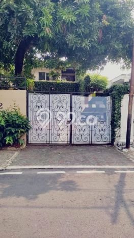 Hunian Strategis Dikontrakkan 8 Kamar di Menteng Bisa Nego Hunian Strategis Dikontrakkan 8 Kamar di Menteng Bisa Nego