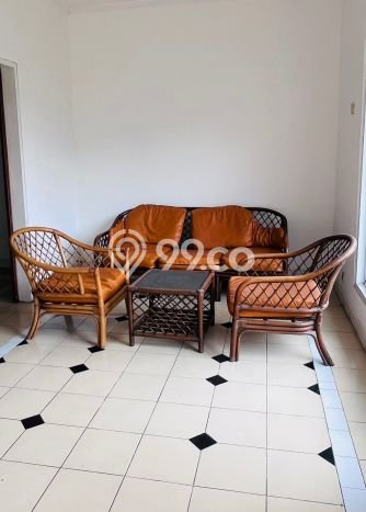 HUNIAN PREMIUM! Rumah kawasan , 3 KM, Kawasan Prospektif, Luas 100m2m² Bangunan 200m2m² HUNIAN PREMIUM! Rumah kawasan , 3 KM, Kawasan Prospektif, Luas 100m2m² Bangunan 200m2m²