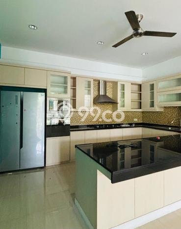 Sewa Rumah Nyaman LT 472m2 / LB 591m2 di Fatmawati, Jakarta Selatan Sewa Rumah Nyaman LT 472m2 / LB 591m2 di Fatmawati, Jakarta Selatan