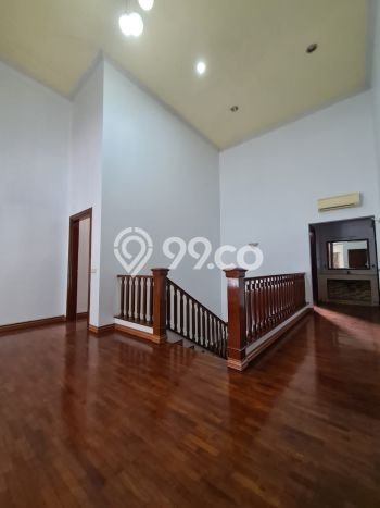 Rumah Disewakan Jakarta Selatan LT 420m2 LB 350m2 Kawasan Ampera Rumah Disewakan Jakarta Selatan LT 420m2 LB 350m2 Kawasan Ampera