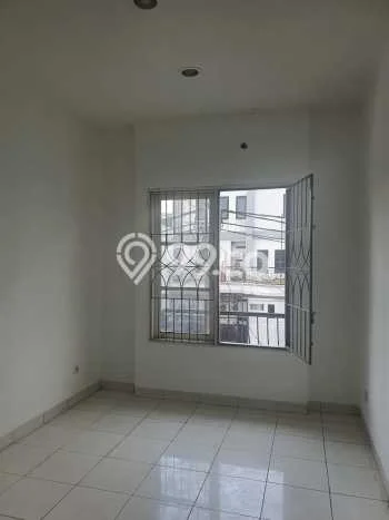 Sewa Rumah Murah di Kemanggisan Jakarta Barat dengan 4 KT Sewa Rumah Murah di Kemanggisan Jakarta Barat dengan 4 KT
