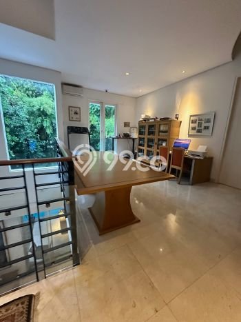Hunian Nyaman 6 KT di , Jakarta Selatan - Luas Tanah 812m2m² Hunian Nyaman 6 KT di , Jakarta Selatan - Luas Tanah 812m2m²