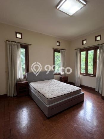 Disewakan! Rumah 3 Kamar Tidur &
2 Kamar Mandi di Cipete, Jakarta Selatan Disewakan! Rumah 3 Kamar Tidur &
2 Kamar Mandi di Cipete, Jakarta Selatan