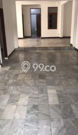 PRIME AREA! Rumah di Mampang Prapatan, 2 KM, Lingkungan Elite, Luas 155m² LB 170m² PRIME AREA! Rumah di Mampang Prapatan, 2 KM, Lingkungan Elite, Luas 155m² LB 170m²
