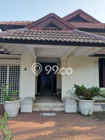 Dijual Hunian Mewah dengan Fasilitas Sekitar Lengkap di Menteng, Jakarta Pusat Dijual Hunian Mewah dengan Fasilitas Sekitar Lengkap di Menteng, Jakarta Pusat