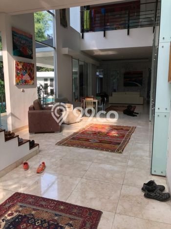 Hunian Nyaman 6 KT di , Jakarta Selatan - Luas Tanah 812m2m² Hunian Nyaman 6 KT di , Jakarta Selatan - Luas Tanah 812m2m²