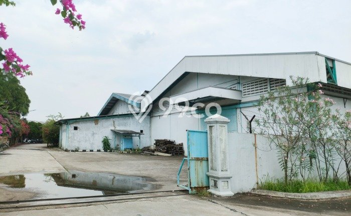 Pabrik Dijual di Cikande Serang dengan Luas Bangunan 2400m2 Pabrik Dijual di Cikande Serang dengan Luas Bangunan 2400m2