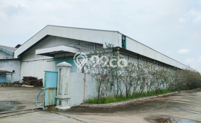 Pabrik Dijual di Cikande Serang dengan Luas Bangunan 2400m2 Pabrik Dijual di Cikande Serang dengan Luas Bangunan 2400m2