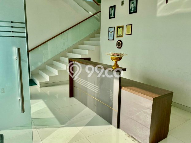 FOR RENT! Ruko di Ngurah Rai Cocok untuk Bisnis 400m2 FOR RENT! Ruko di Ngurah Rai Cocok untuk Bisnis 400m2