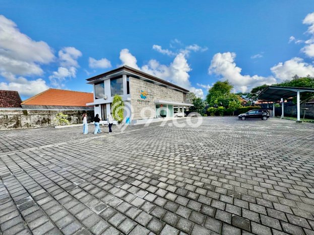 FOR RENT! Ruko di Ngurah Rai Cocok untuk Bisnis 400m2 FOR RENT! Ruko di Ngurah Rai Cocok untuk Bisnis 400m2