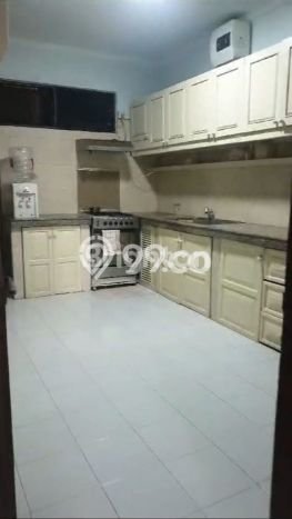 Disewakan Hunian Konsep Minimalis di Denpasar Selatan Denpasar dengan 5 Kamar Disewakan Hunian Konsep Minimalis di Denpasar Selatan Denpasar dengan 5 Kamar