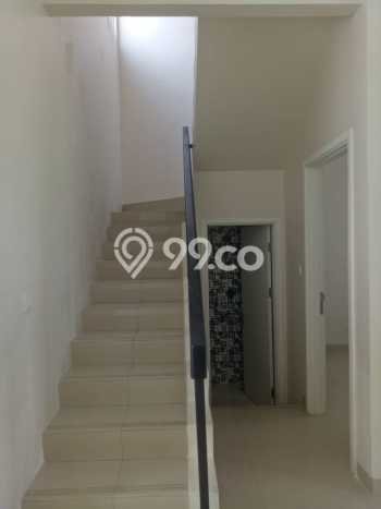 Disewakan! Rumah 3 Kamar Tidur &
3 Kamar Mandi di Jakarta Garden City, Jakarta Timur Disewakan! Rumah 3 Kamar Tidur &
3 Kamar Mandi di Jakarta Garden City, Jakarta Timur
