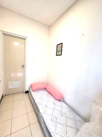 Disewakan! Rumah 3 Kamar Tidur &
4 Kamar Mandi di Jakarta Garden City, Jakarta Timur Disewakan! Rumah 3 Kamar Tidur &
4 Kamar Mandi di Jakarta Garden City, Jakarta Timur