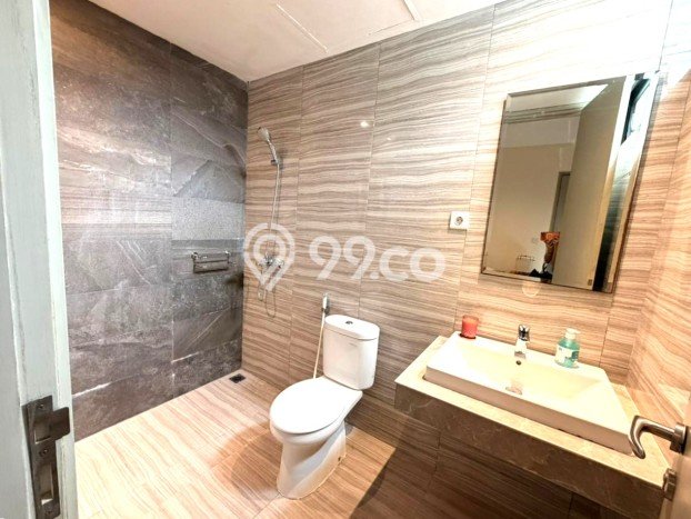 Disewakan! Rumah 3 Kamar Tidur &
4 Kamar Mandi di Jakarta Garden City, Jakarta Timur Disewakan! Rumah 3 Kamar Tidur &
4 Kamar Mandi di Jakarta Garden City, Jakarta Timur