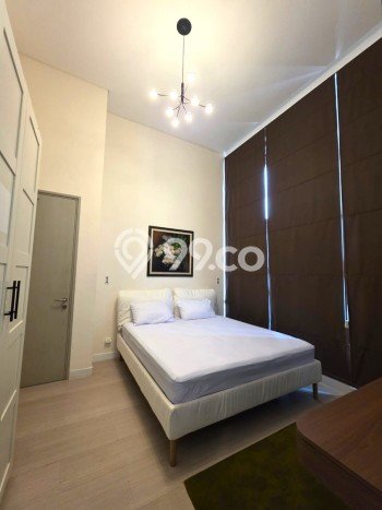 Disewakan! Rumah 3 Kamar Tidur &
4 Kamar Mandi di Jakarta Garden City, Jakarta Timur Disewakan! Rumah 3 Kamar Tidur &
4 Kamar Mandi di Jakarta Garden City, Jakarta Timur