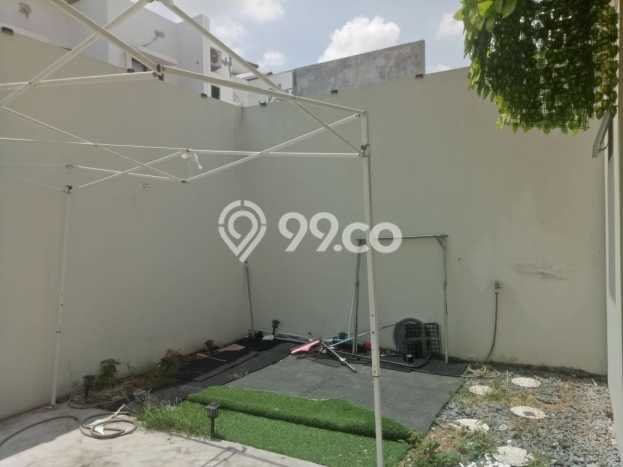 Disewakan! Rumah 3 Kamar Tidur &
3 Kamar Mandi di Jakarta Garden City, Jakarta Timur Disewakan! Rumah 3 Kamar Tidur &
3 Kamar Mandi di Jakarta Garden City, Jakarta Timur