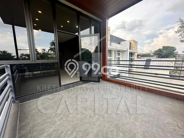 PROPERTI PILIHAN! Rumah Nyaman area , Luas 225m2m² LB 500m2m² PROPERTI PILIHAN! Rumah Nyaman area , Luas 225m2m² LB 500m2m²