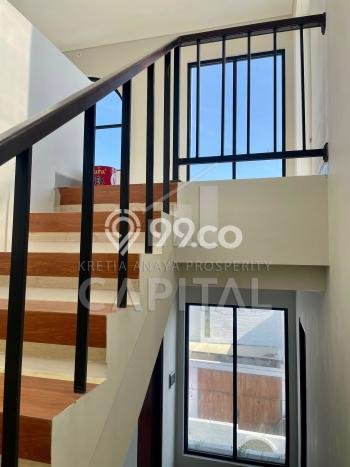 Vila Terawat Kawasan , Luas 100m2m², Lokasi Premium dengan jalan mudah Vila Terawat Kawasan , Luas 100m2m², Lokasi Premium dengan jalan mudah